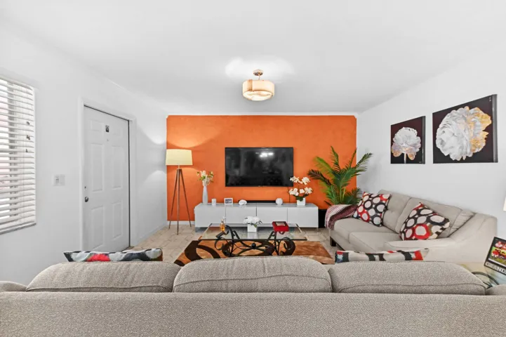 05 Living room 04