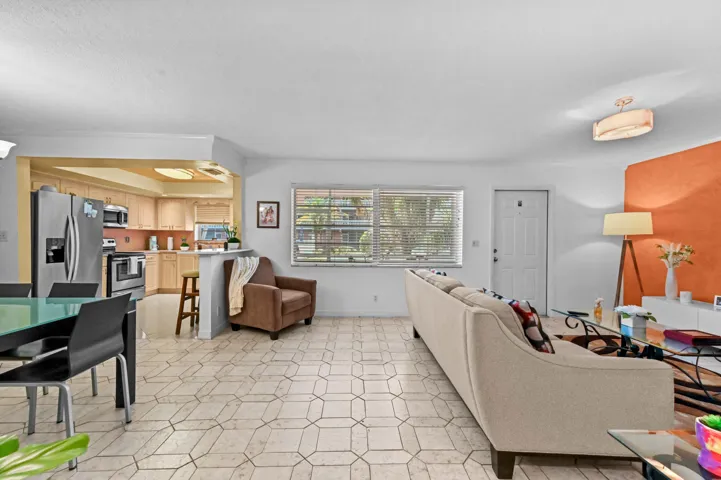 24 Living room 01