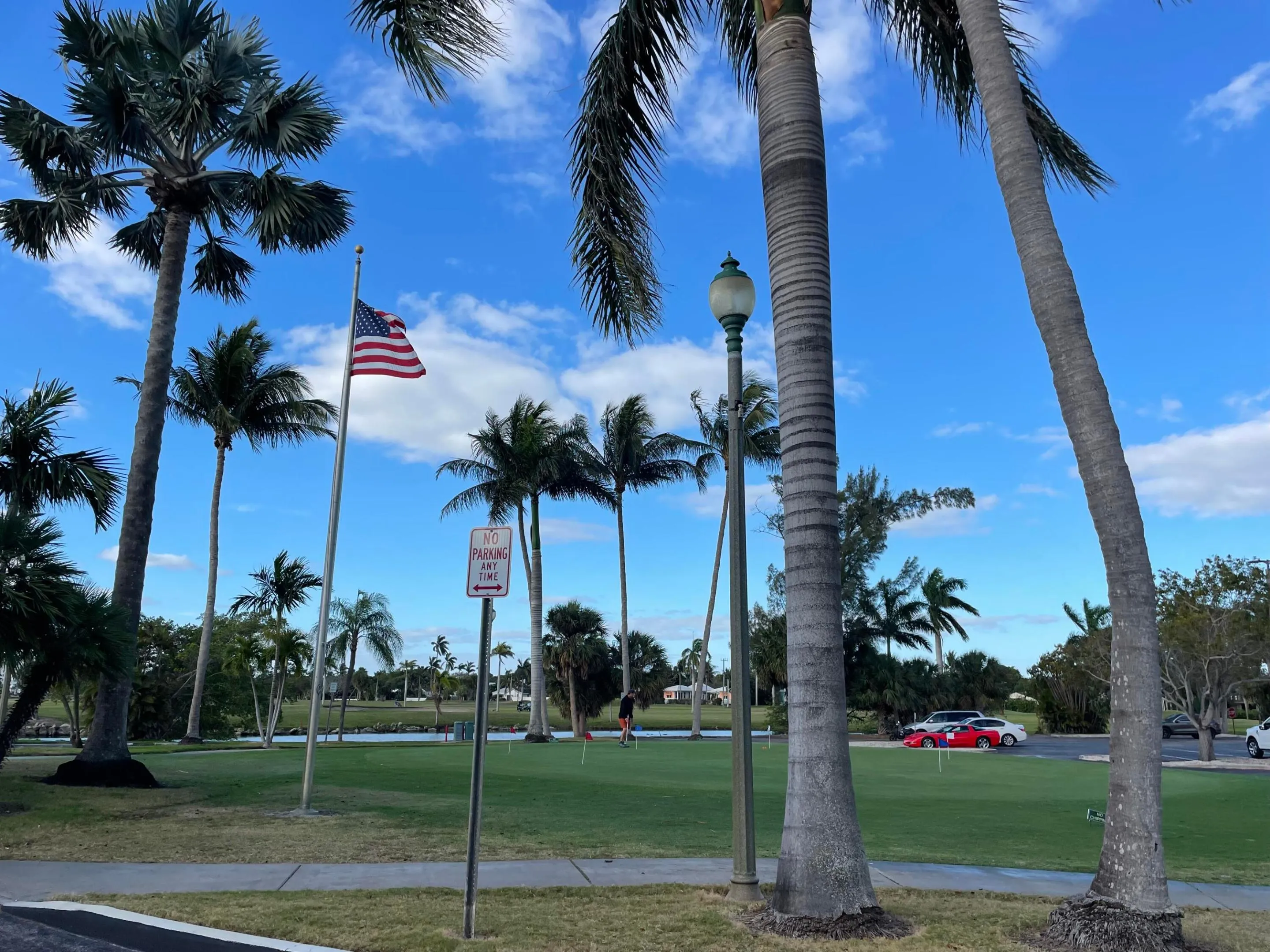 GOLF COURSE