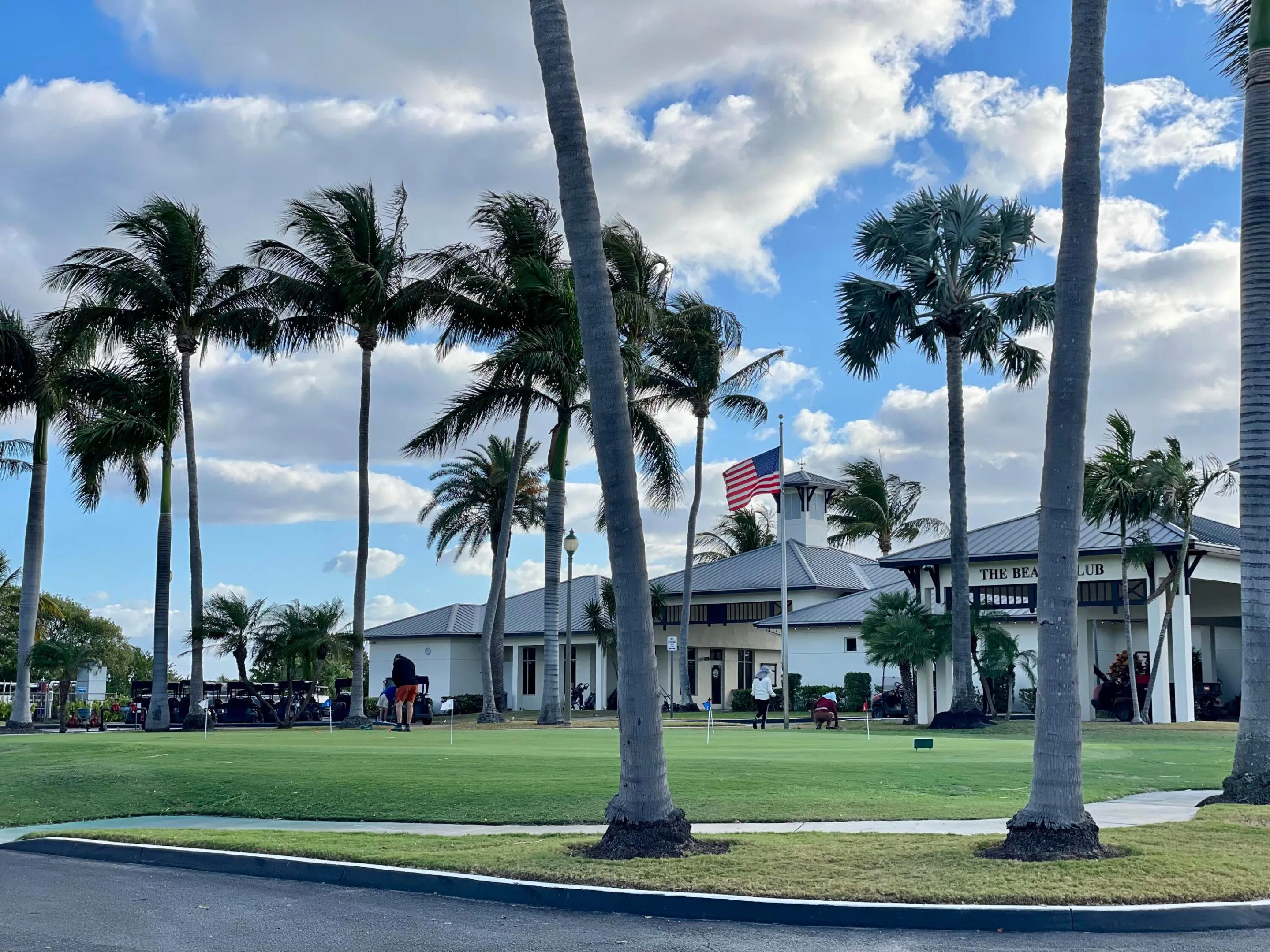 GOLF COURSE