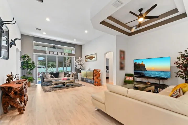 07 Living room 01