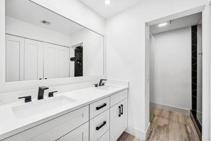 Main Bath