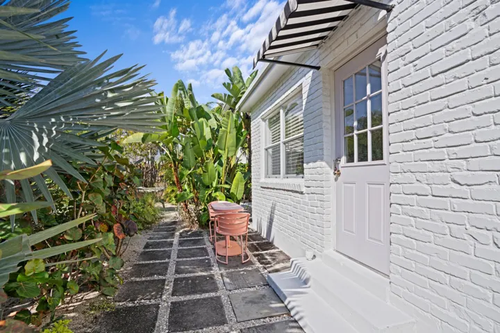 Guest House