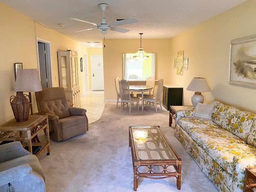 Living room to dining area