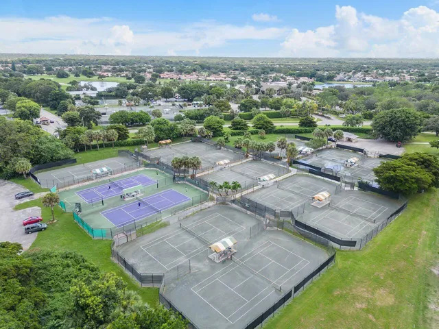 Community Tennis Courts
