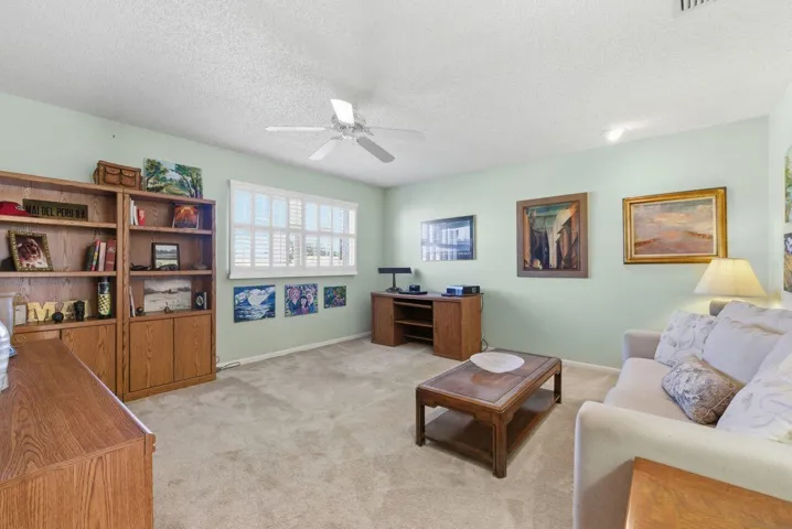 Green Room/ Bedroom 3