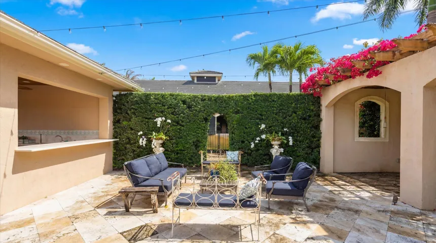 40-14911 equestrian way