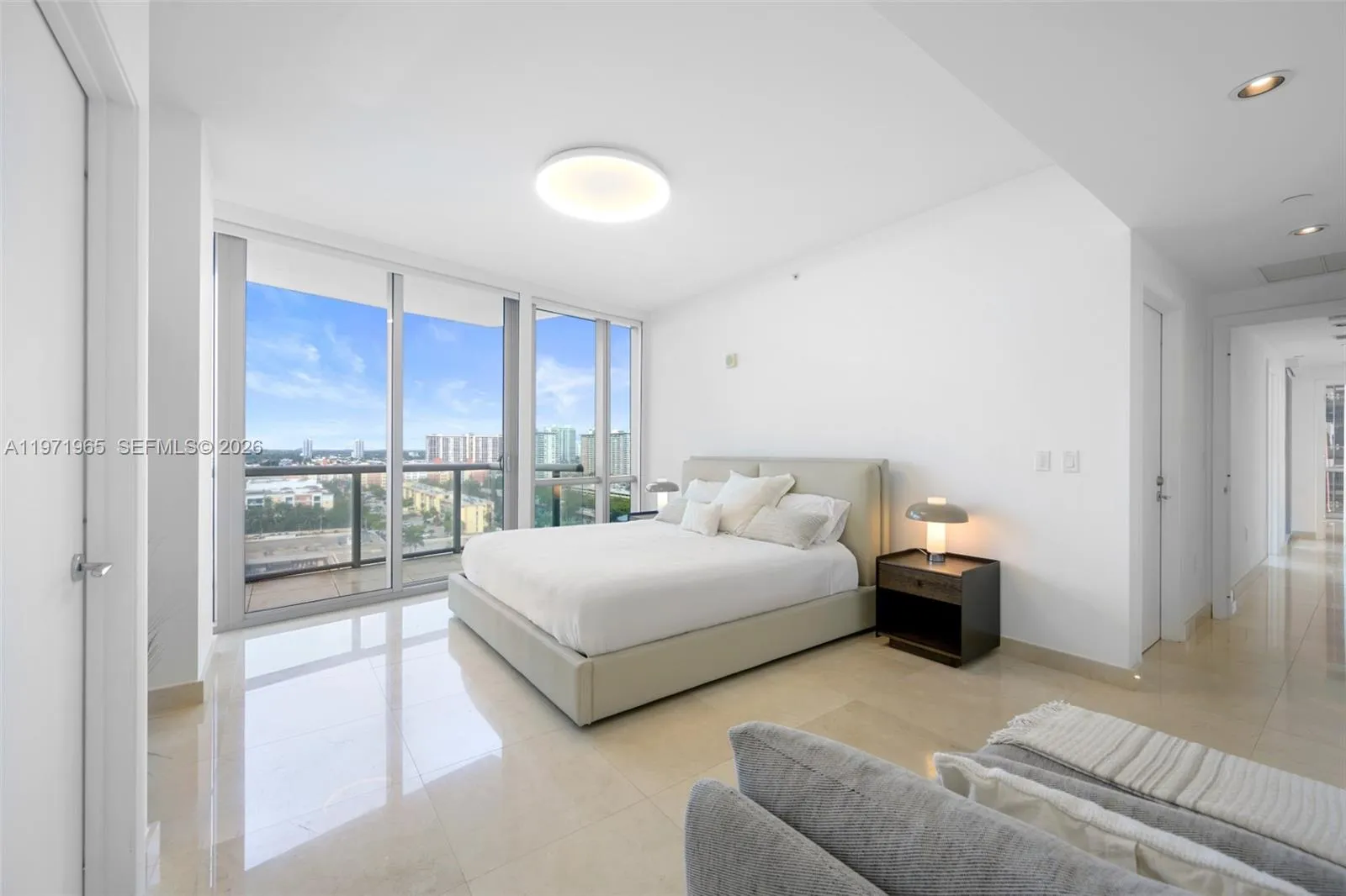 Property photo 208