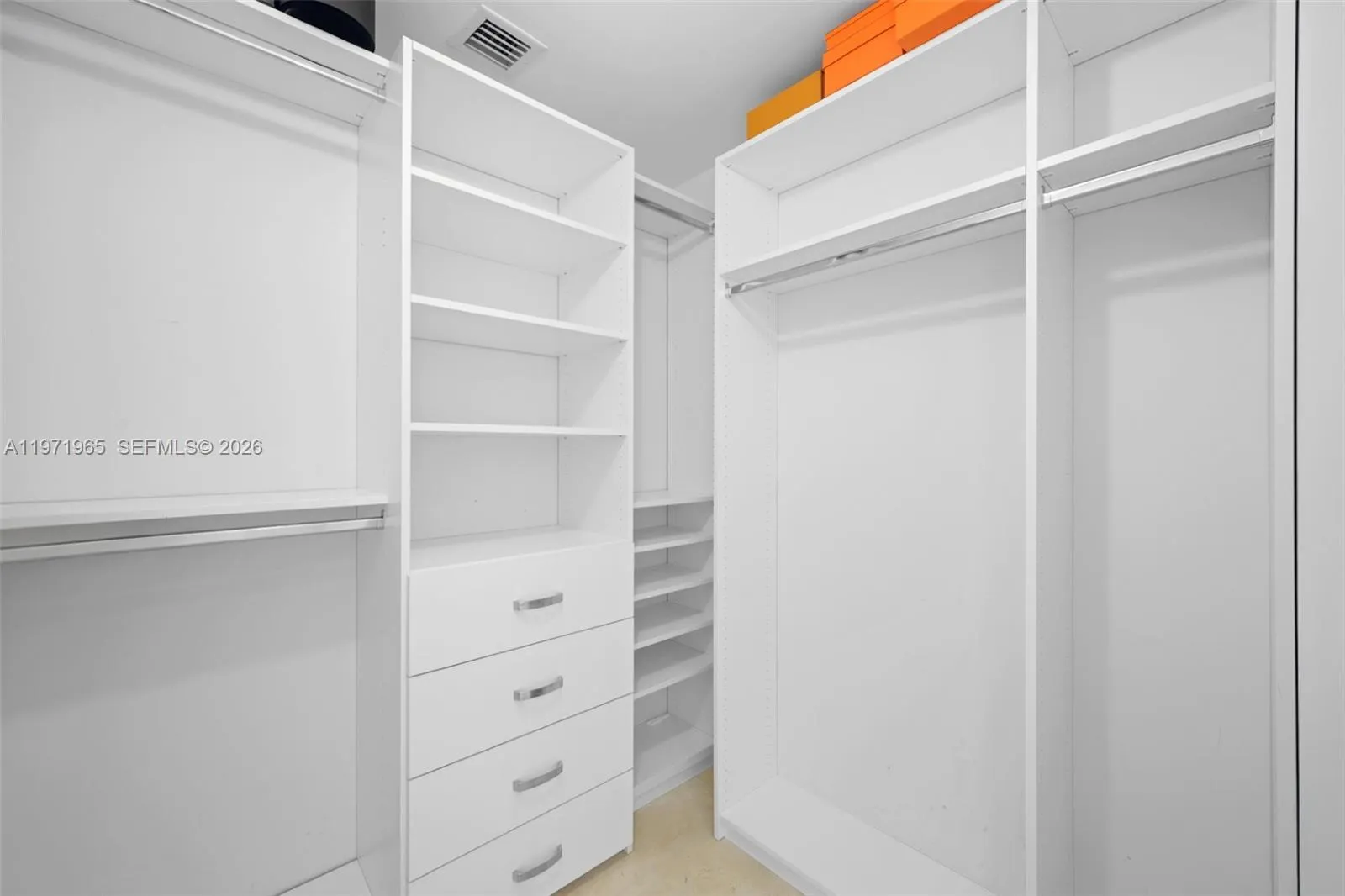 Property photo 221