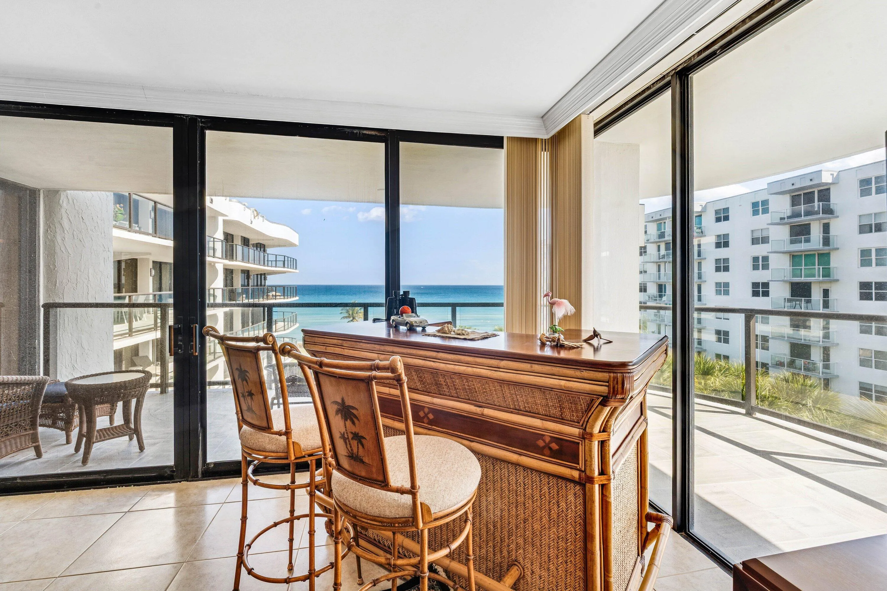 009-3440SouthOceanBoulevard-608S-PalmBea