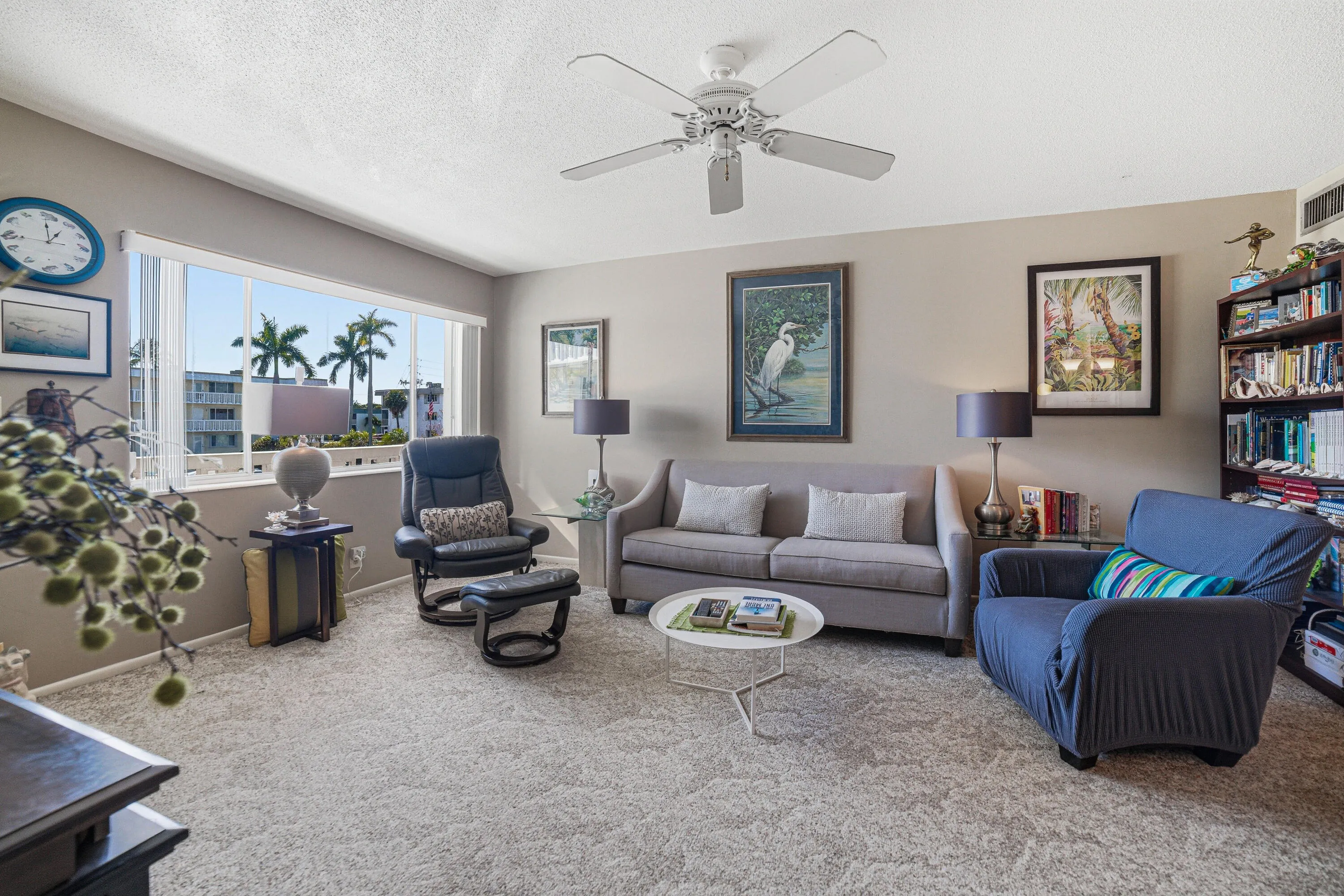 207-Livingroom-B