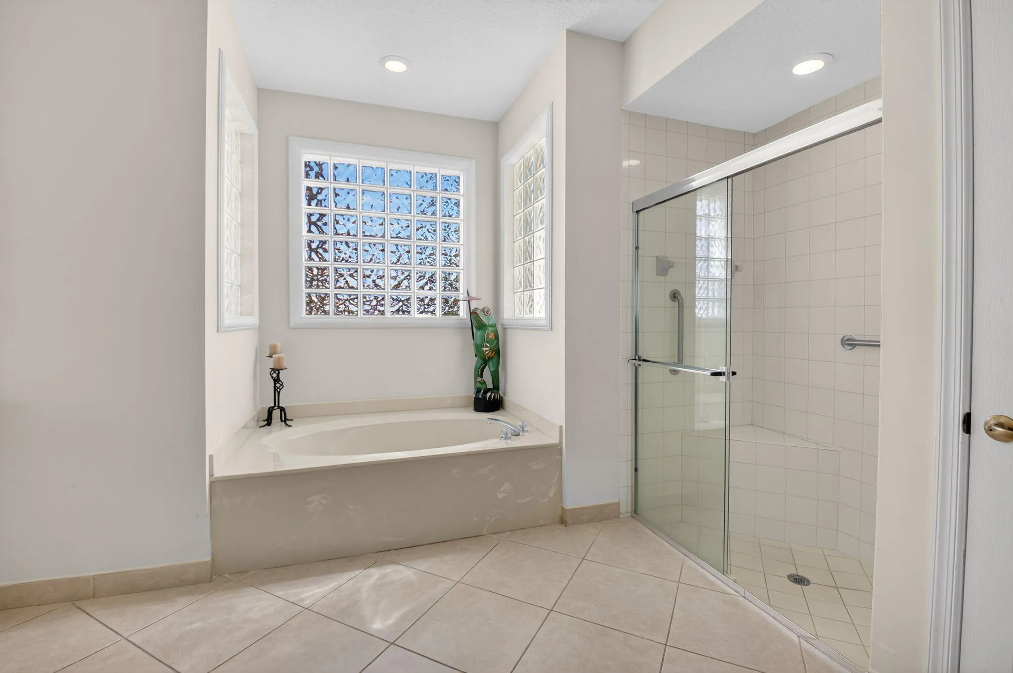 Property photo 42