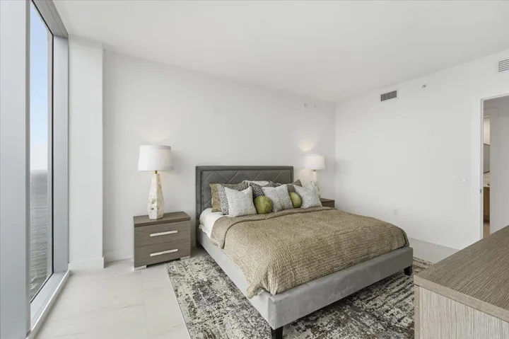 second en-suite bedroom