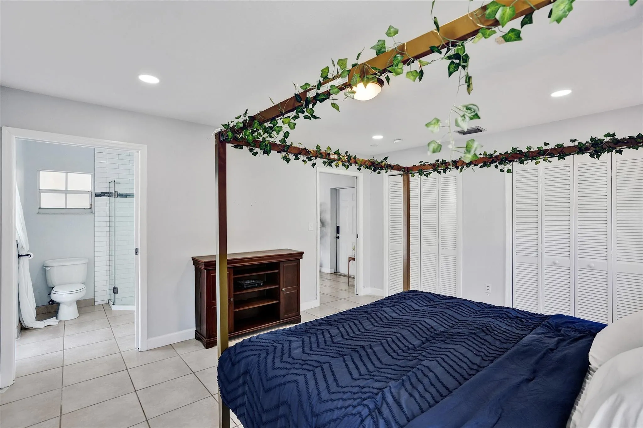 Property photo 73