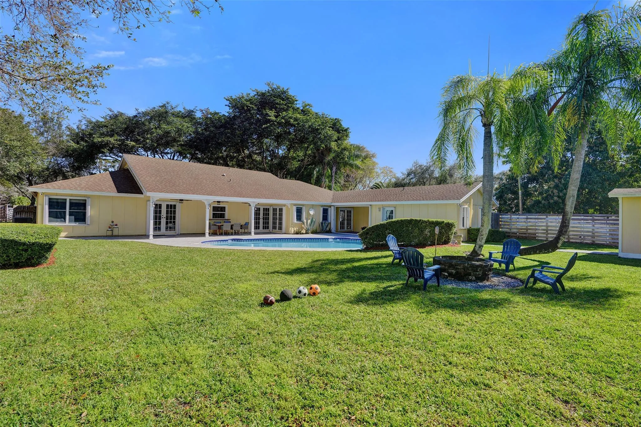 Property photo 64