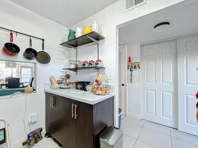 8225 Sunrise Lakes Boulevard #110-21