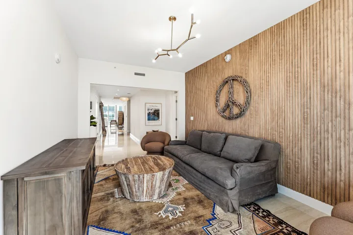 012-3100NorthOceanDrive-1702P-RivieraBea