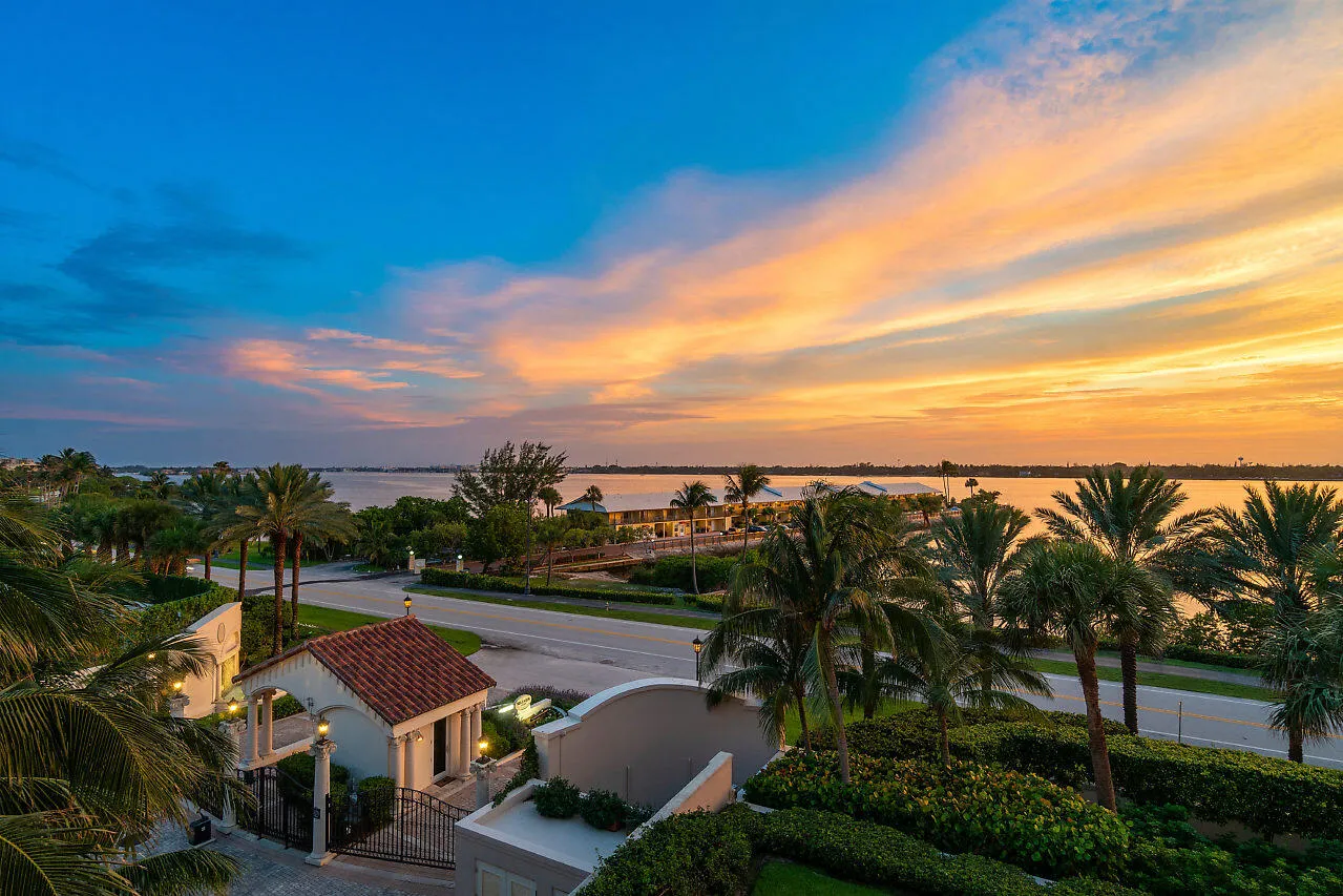 029-3000SouthOceanBoulevard-402-PalmBeac