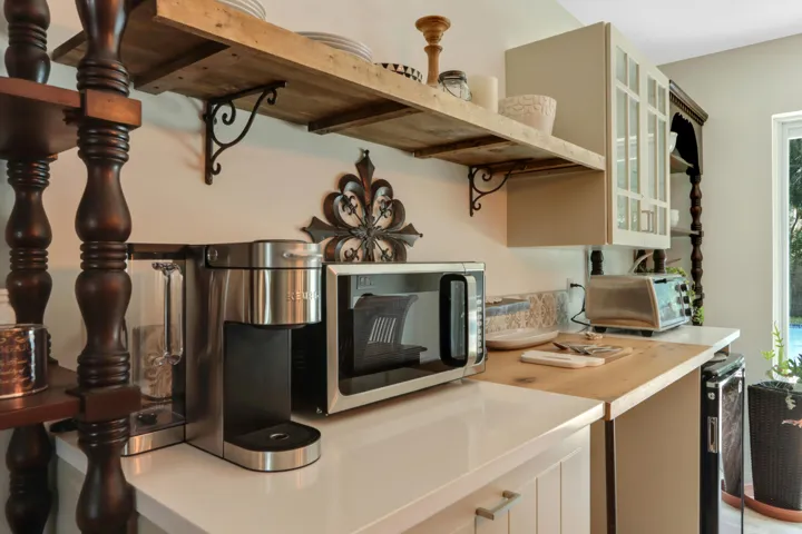 Breakfast Nook Area