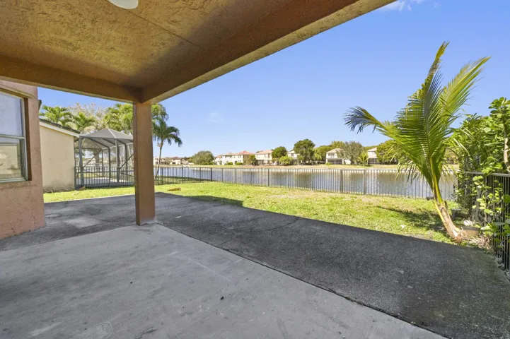 35 patio 01