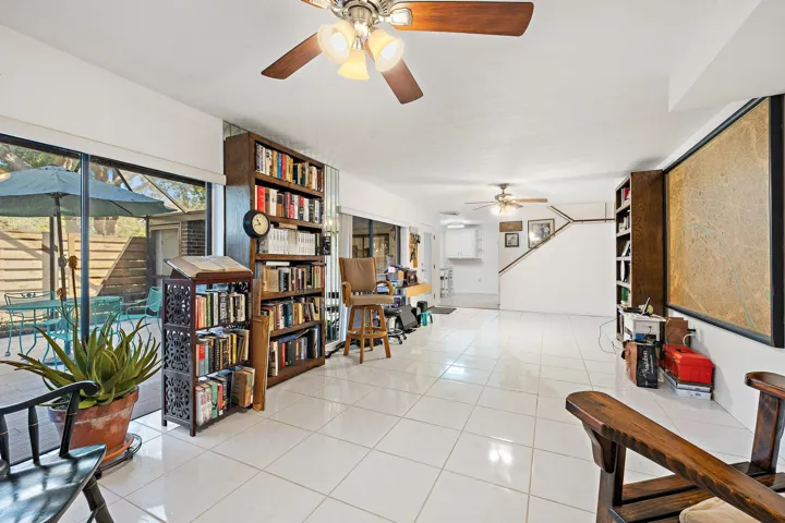 1213 12th Terrace-Living
