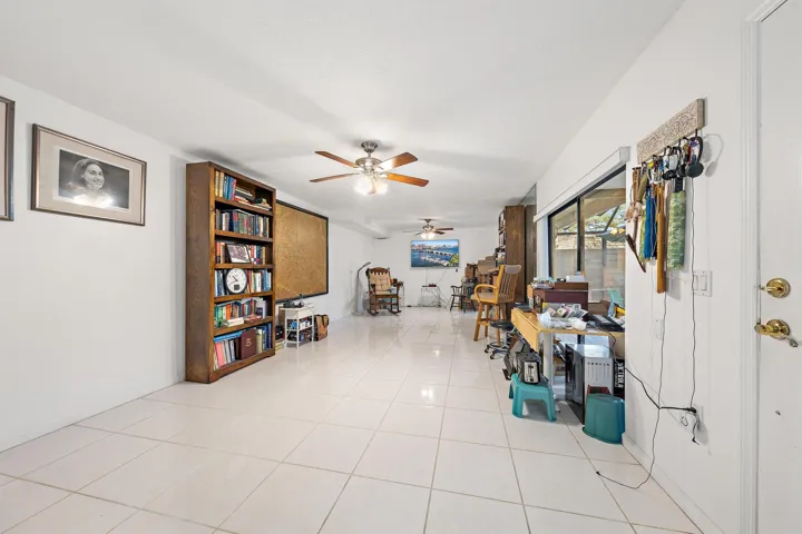 1213 12th Terrace-Living 2