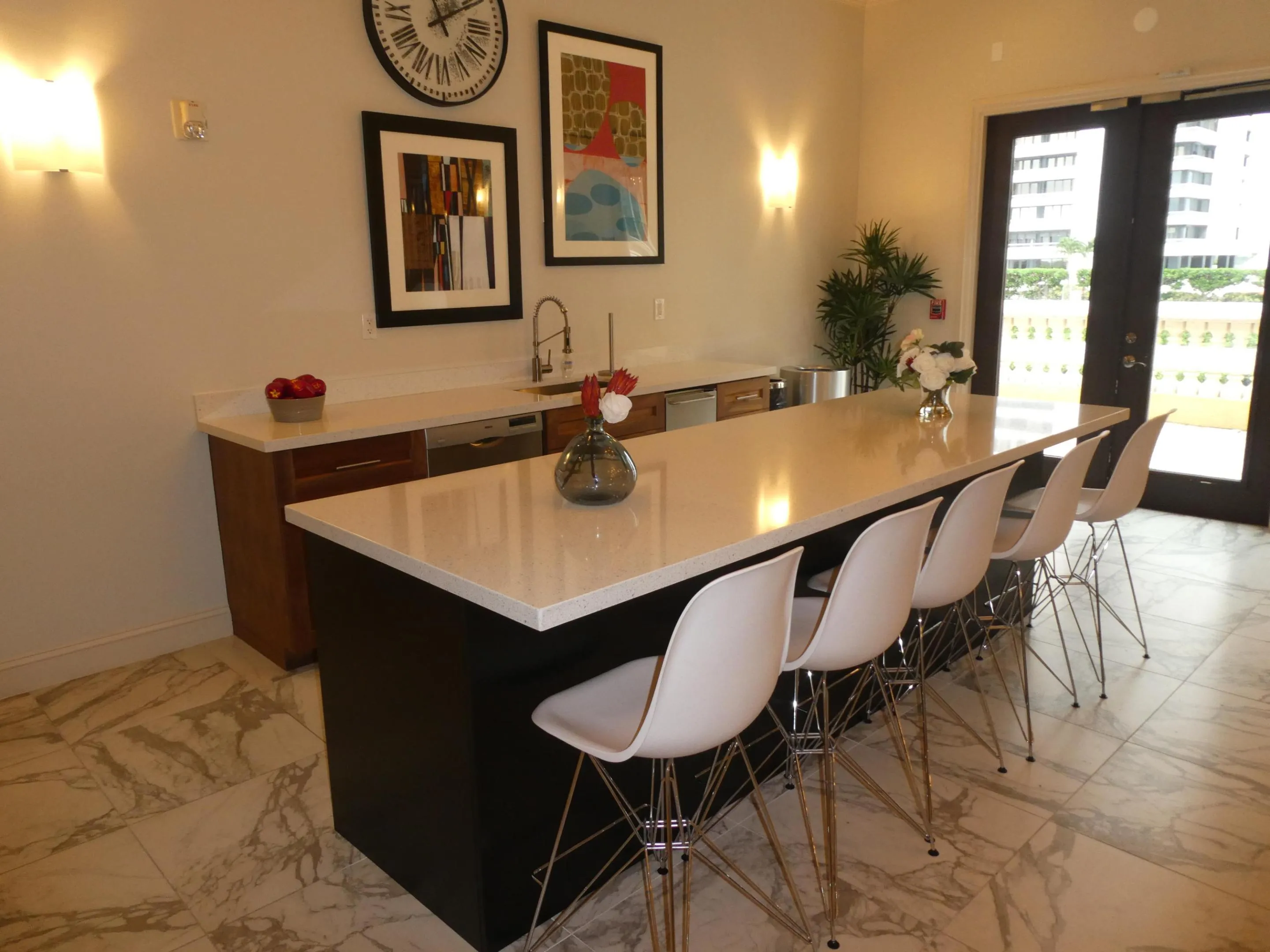 Prado Club Room