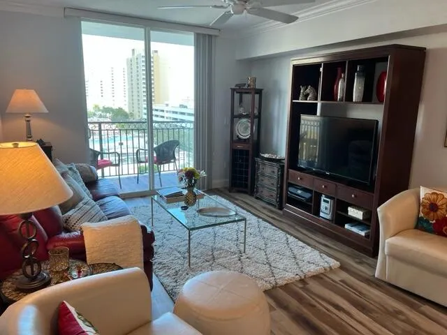 Living Area +