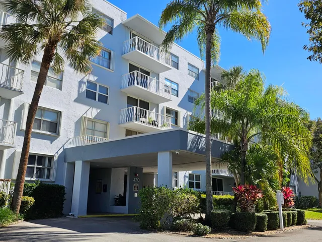 470 EXECUTIVE CENTER DR, APT 2G (117)