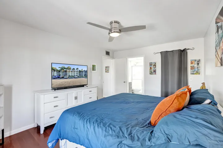 Main Bedroom