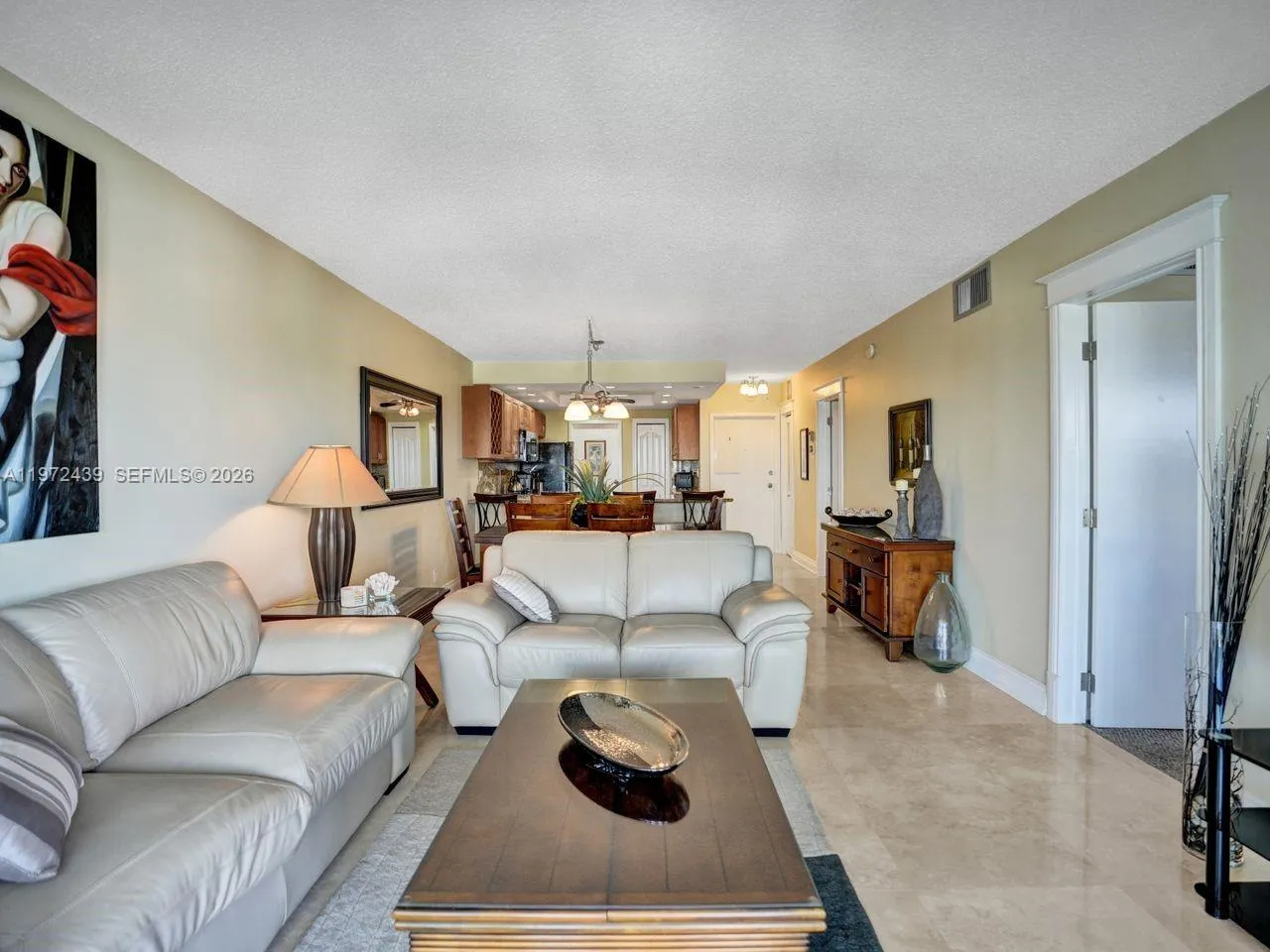 Layout looking to the front door