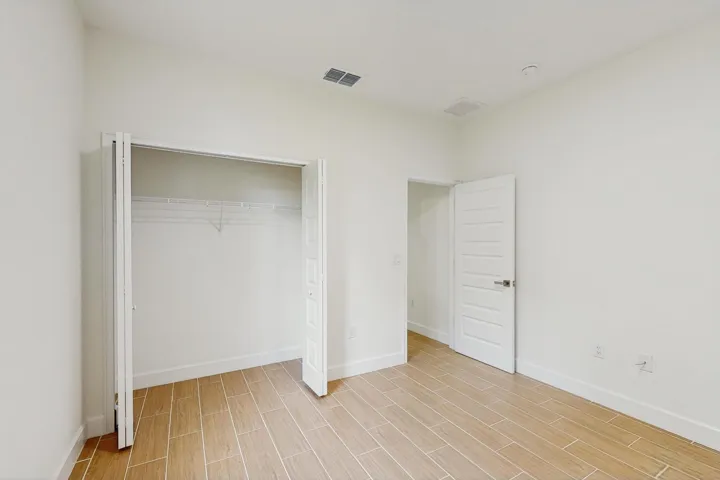 8050-97th-Ct-Vero-Beach-FL-32967-0503202