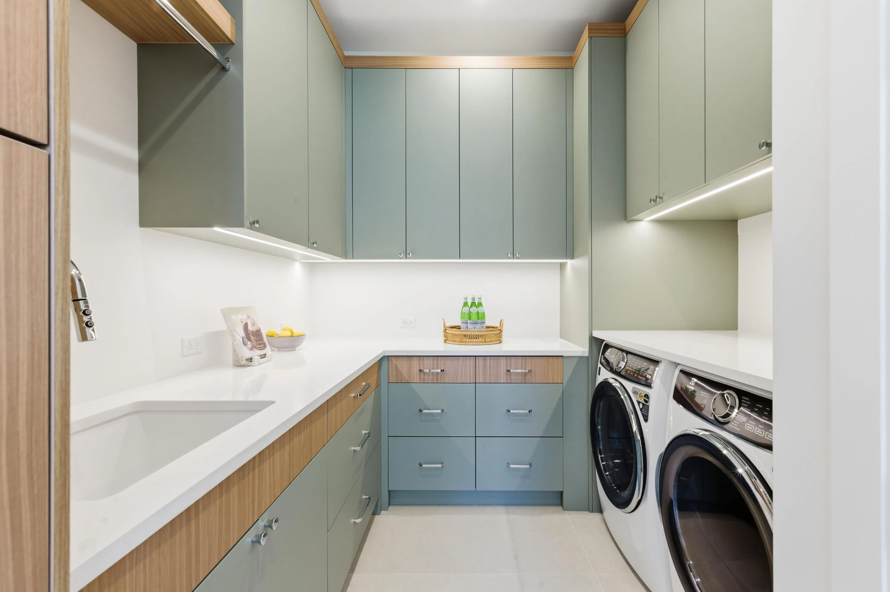 LAUNDRY ROOM - FIRST FLOOR