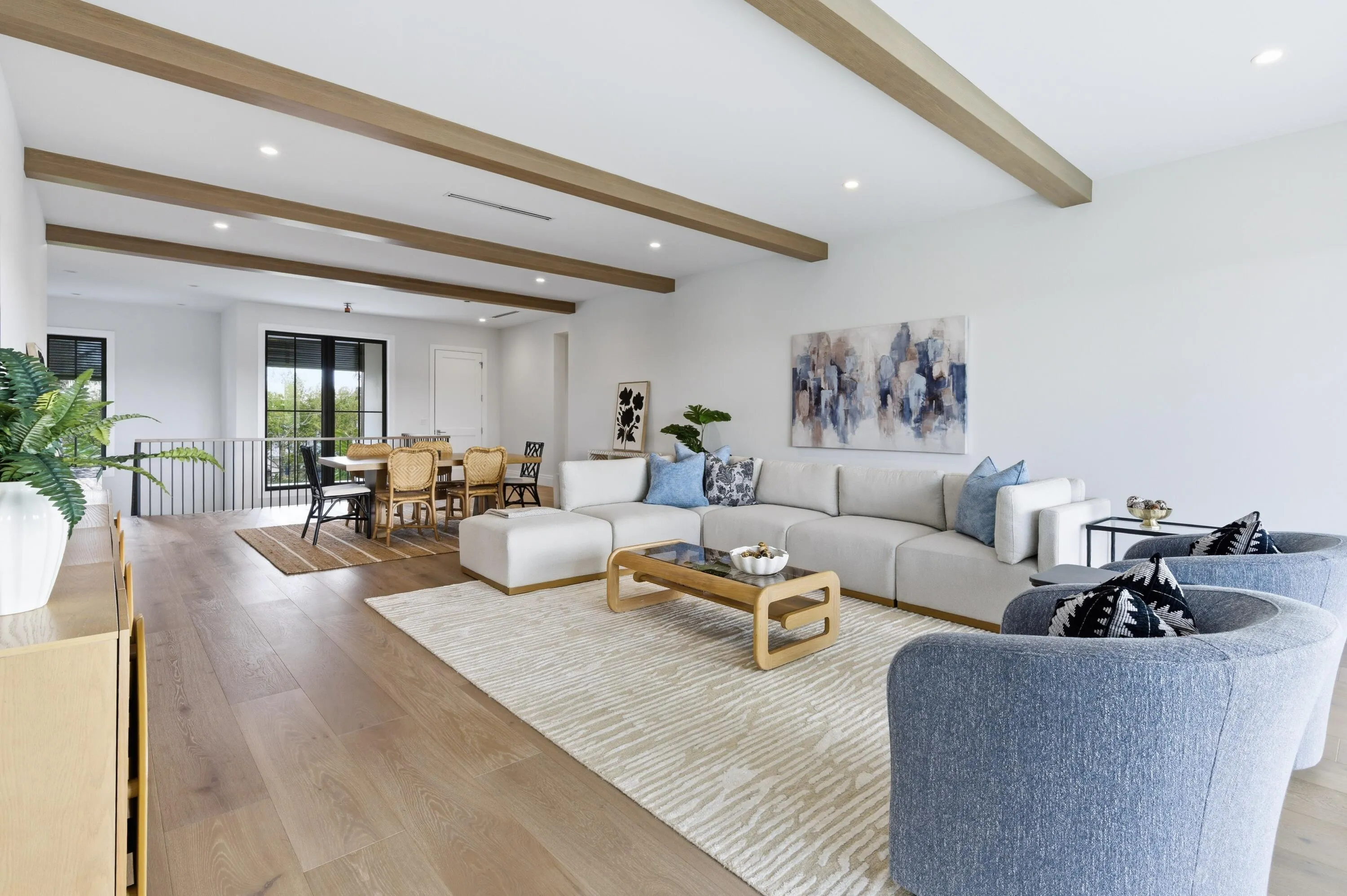 LOFT