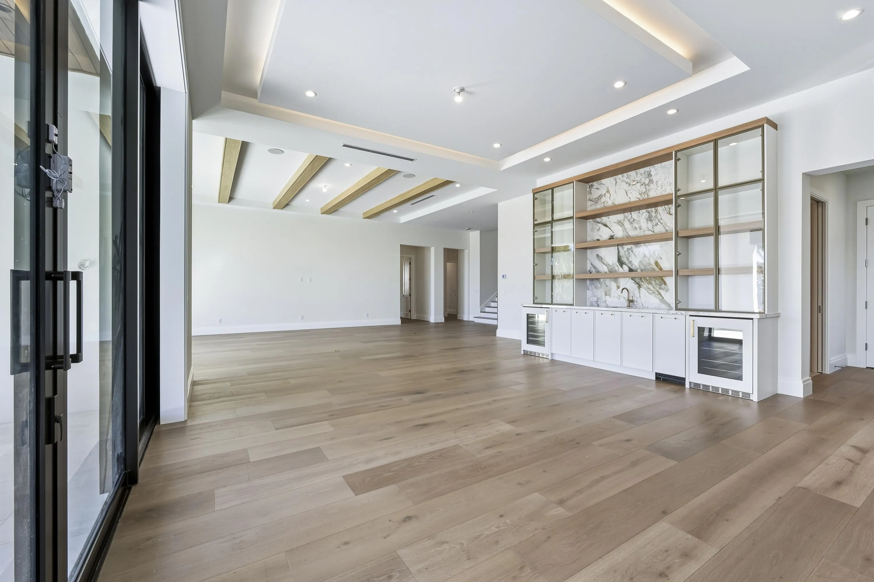 LAUNDRY ROOM - FIRST FLOOR