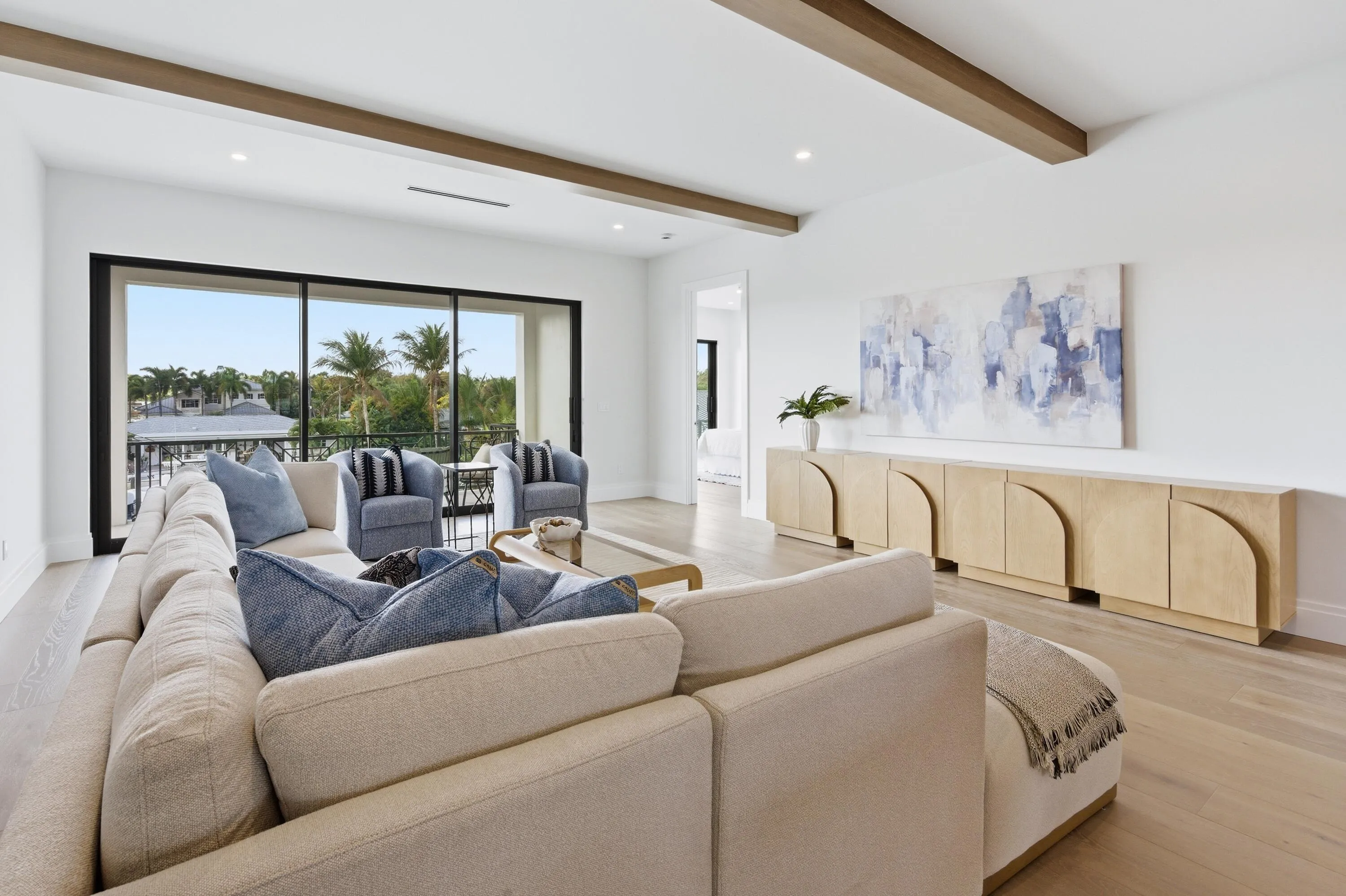 LOFT