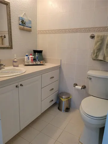 Main bathroom