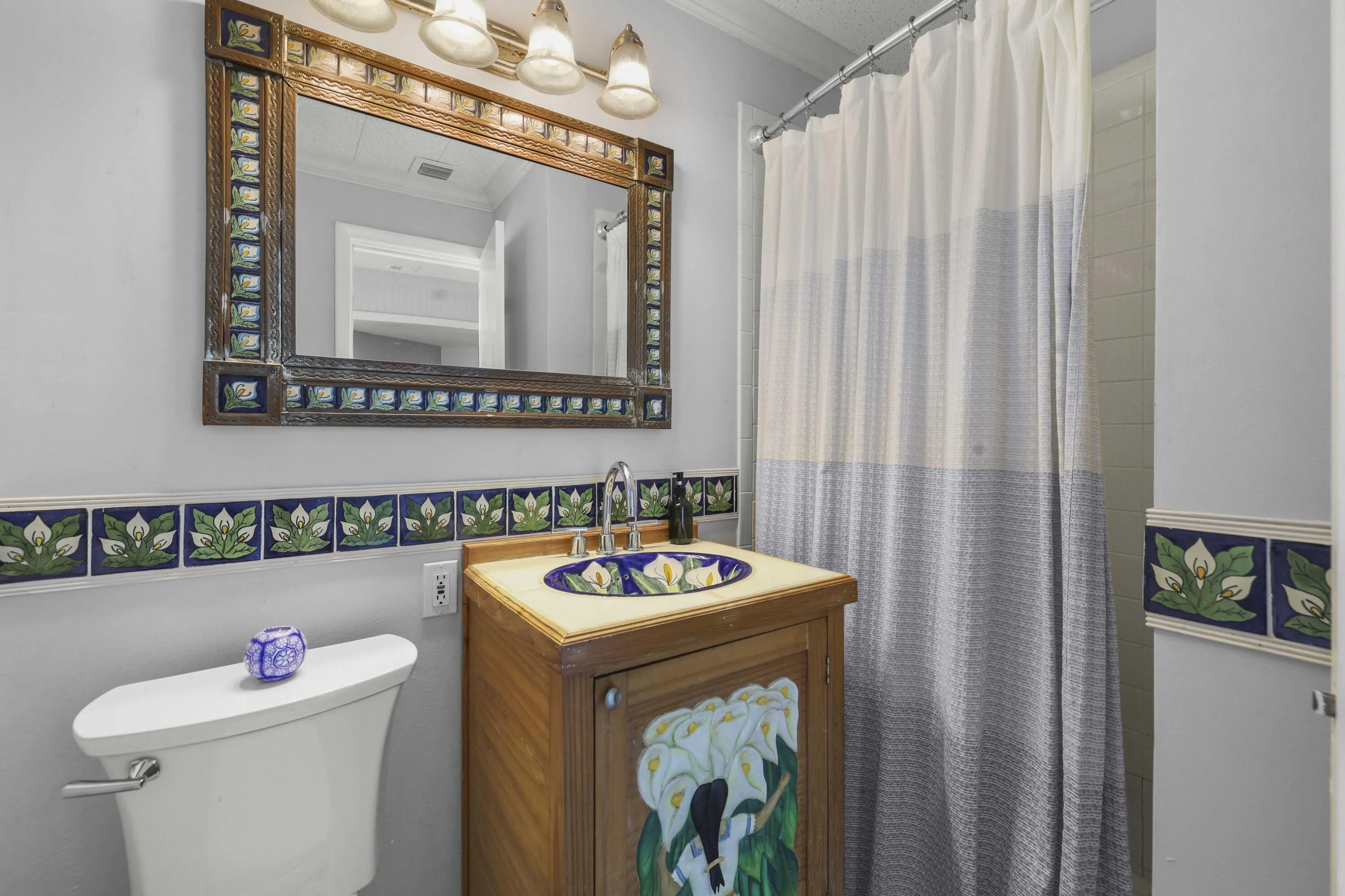 Guest Bathroom 1