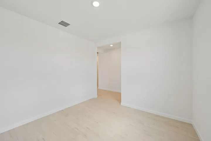 5474 Hampton Park Cir Vero Beach FL (28