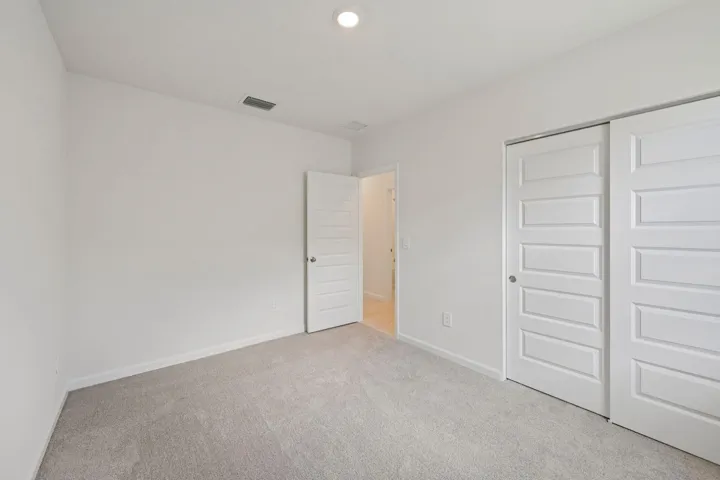 5474 Hampton Park Cir Vero Beach FL (19