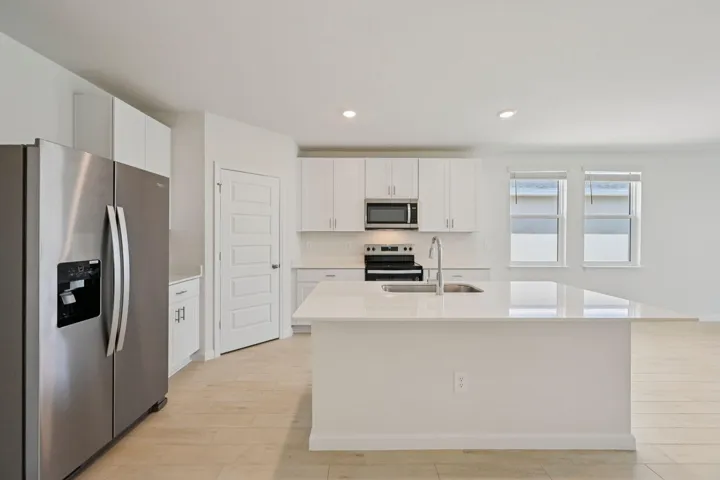 5474 Hampton Park Cir Vero Beach FL (12