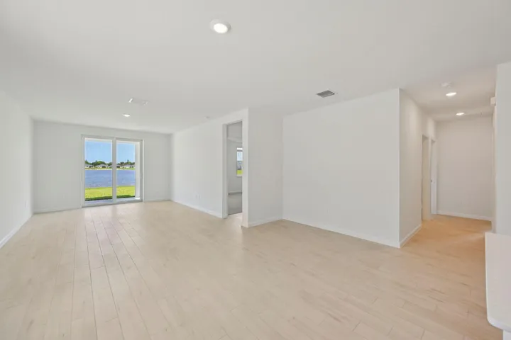 5474 Hampton Park Cir Vero Beach FL (8)