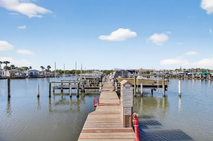 BOAT SLIP