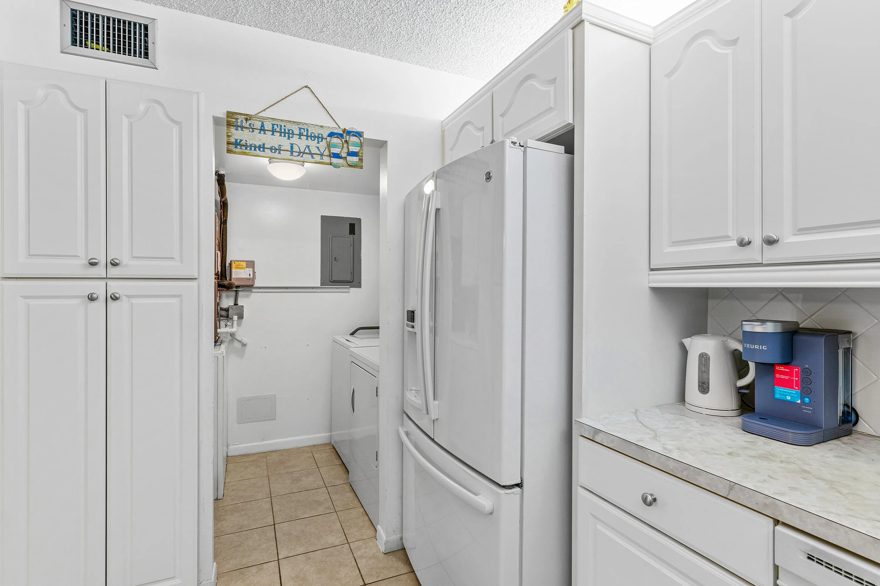 010-314KnottyPineCircle-C1-Greenacres-FL