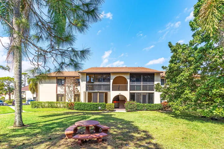 001-314KnottyPineCircle-C1-Greenacres-FL