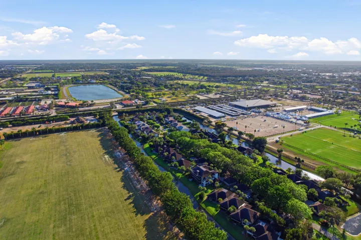 DJI_0845_grass_82a6105b-f06f-4897-a3d1-a