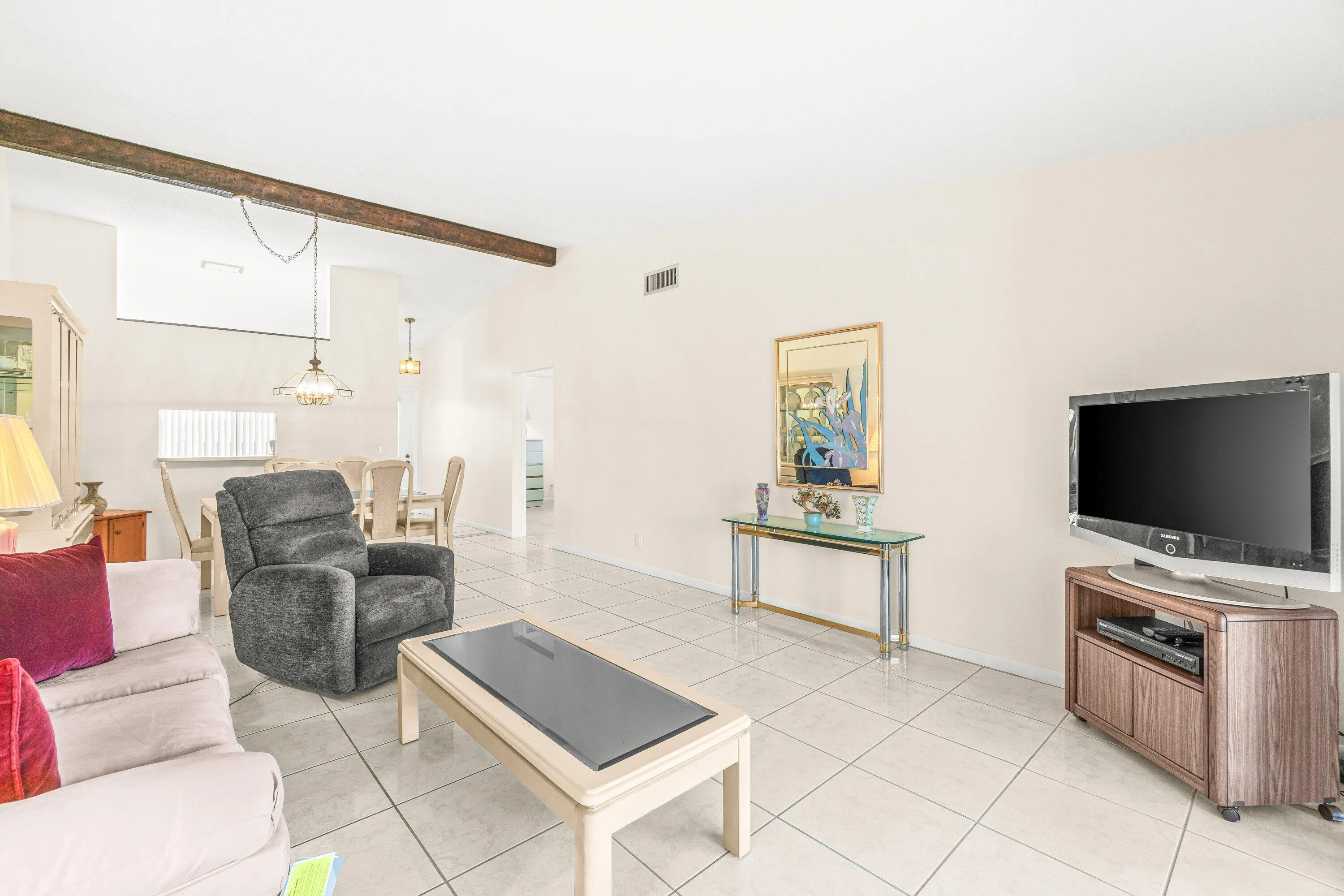 Living/Dining Room