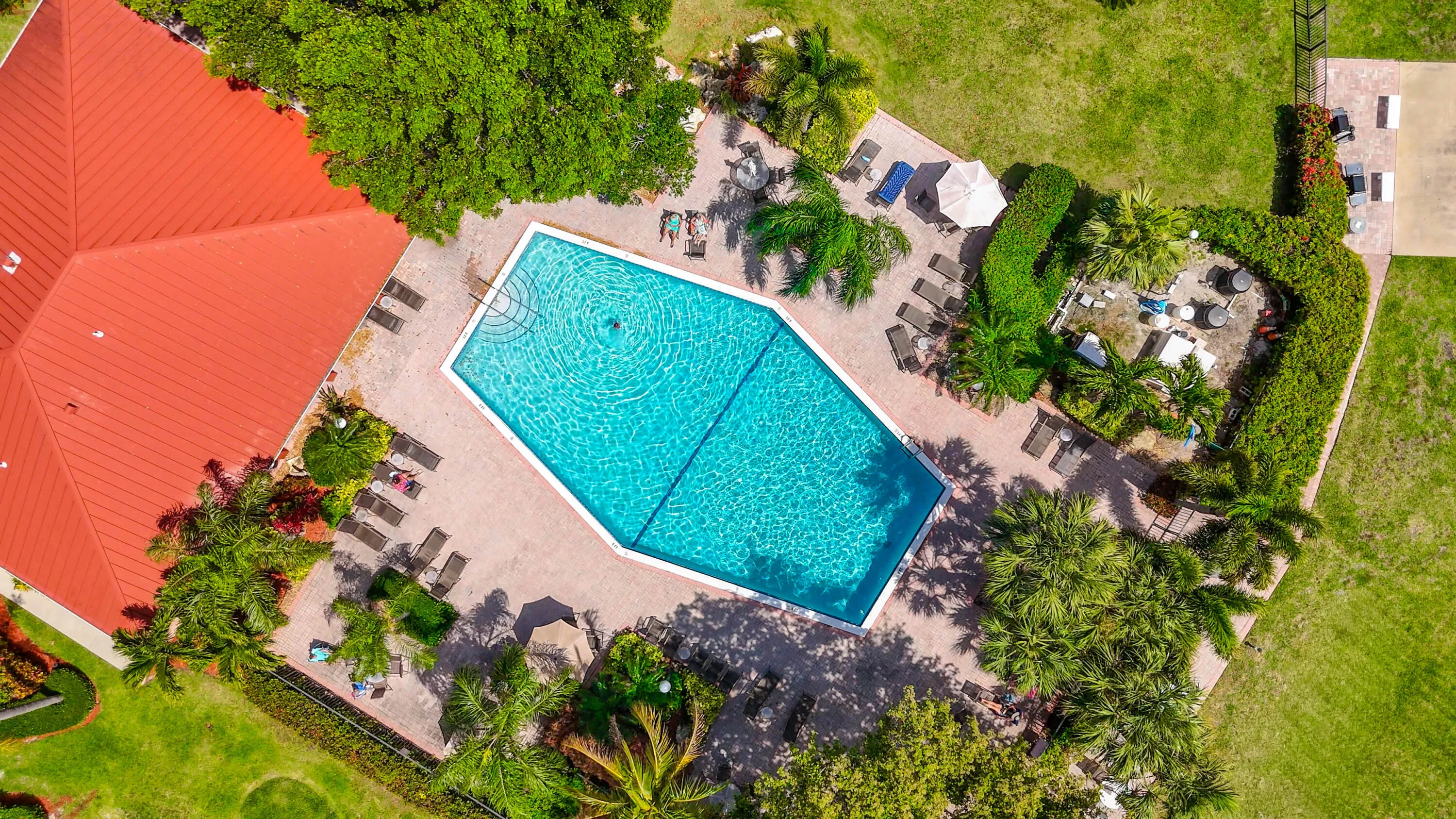 3180 NE 48CT unit 201 Drone shots-3