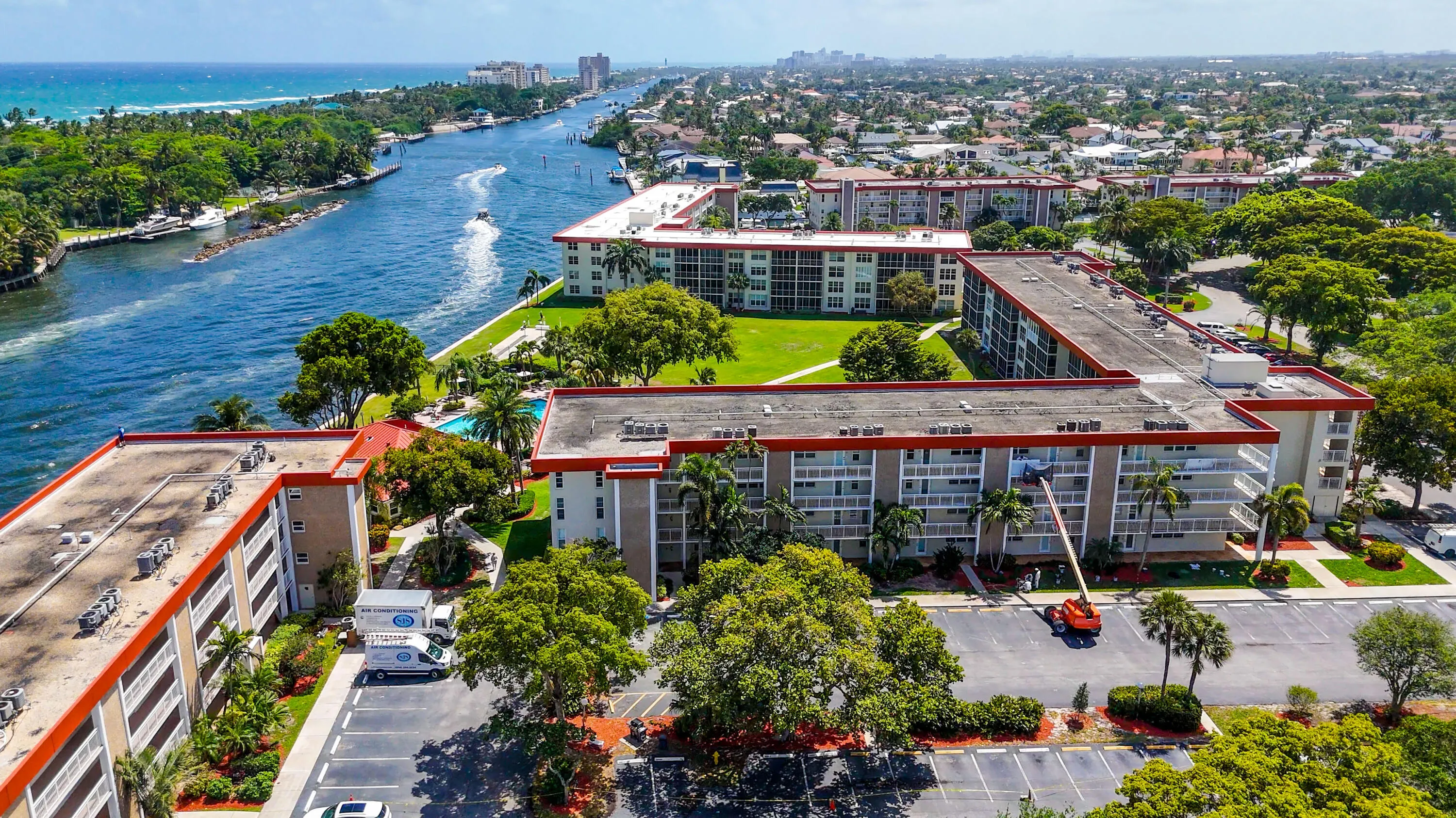 3180 NE 48CT unit 201 Drone shots-8