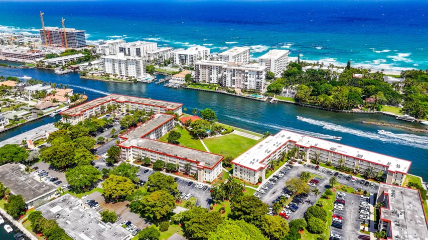 3180 NE 48CT unit 201 Drone shots-6